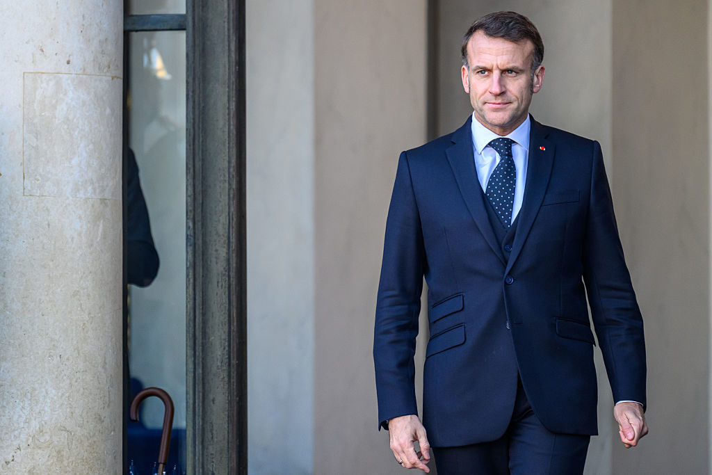 Déploiement des soldats français en Ukraine : Macron mise sur une aventure militaire