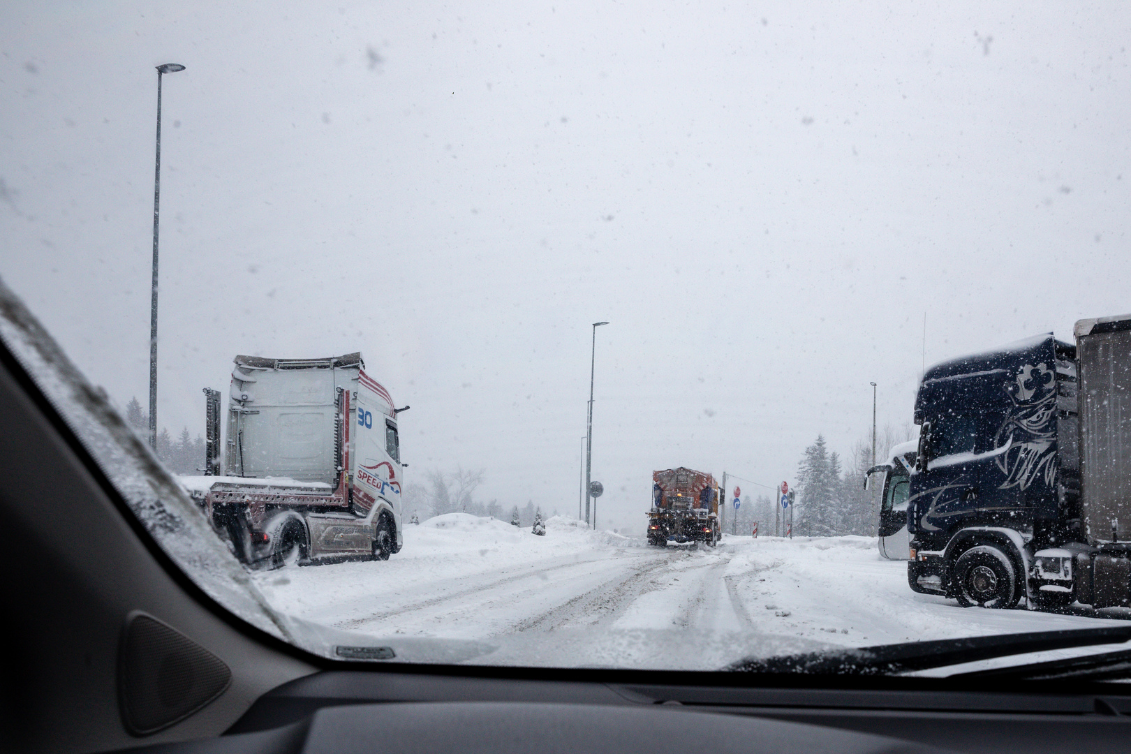 Un hiver exceptionnellement rigoureux a «mis à genoux» l’Europe occidentale, selon Szijjártó