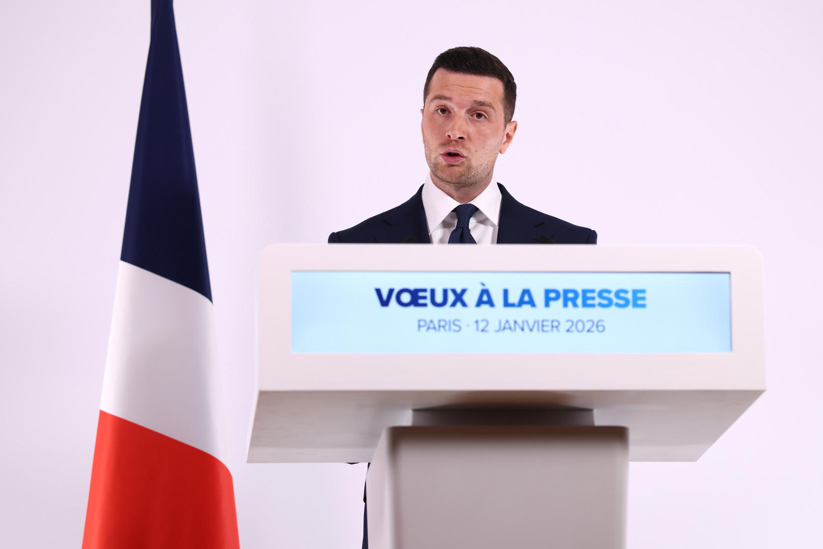 «Il serait profondément inquiétant que Marine Le Pen soit écartée», déclare Jordan Bardella à la veille du procès en appel