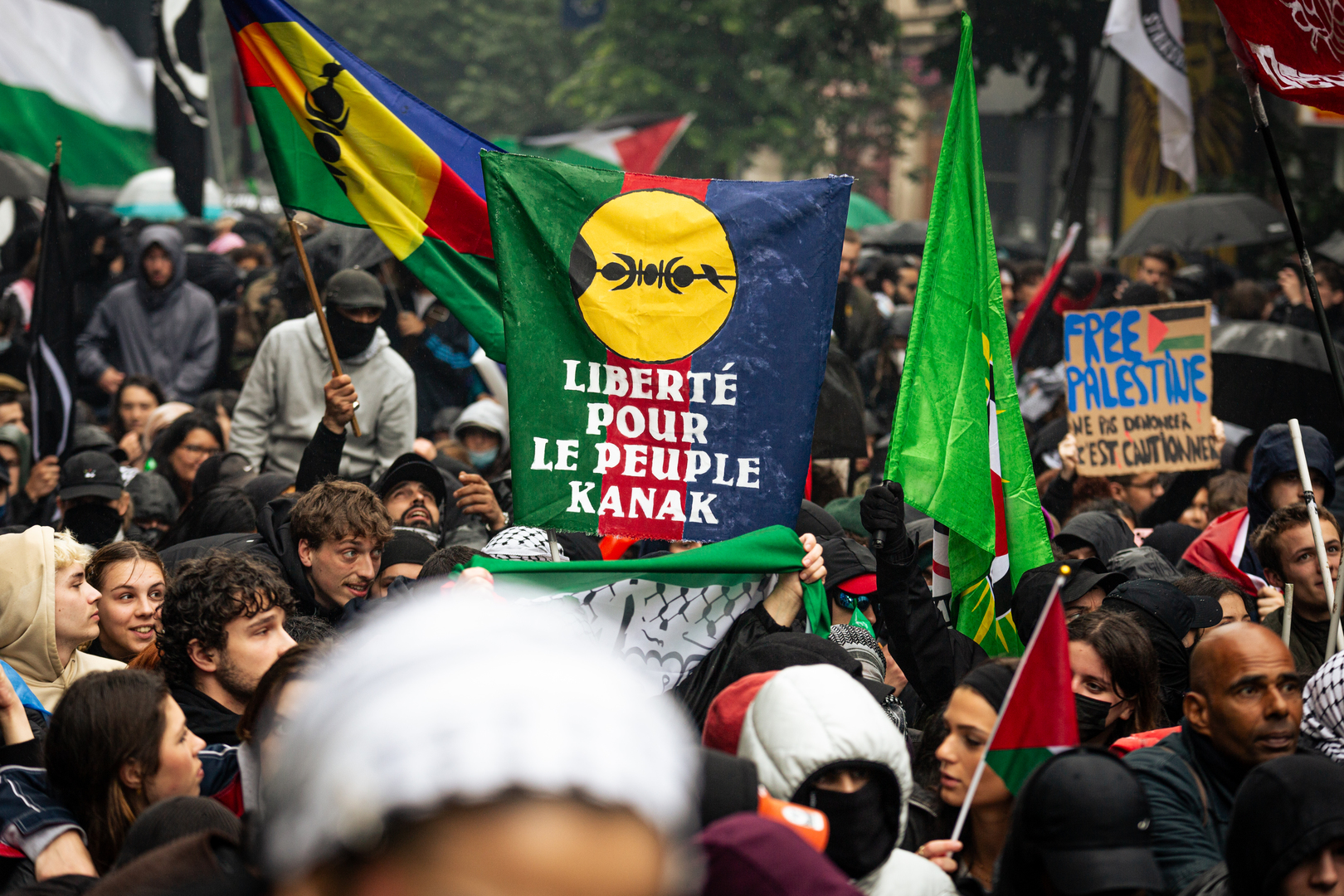 Accusations de terrorisme : les indépendantistes de Nouvelle-Calédonie devant la justice