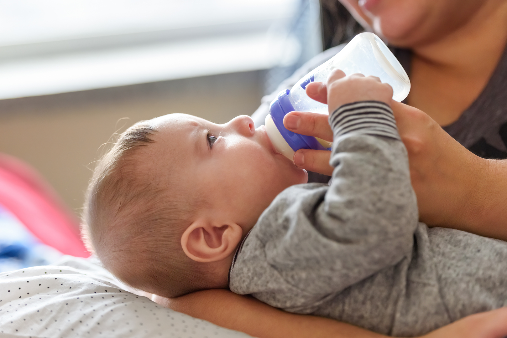 Toxine céréulide : le français Lactalis rappelle des lots de lait infantile dans 18 pays