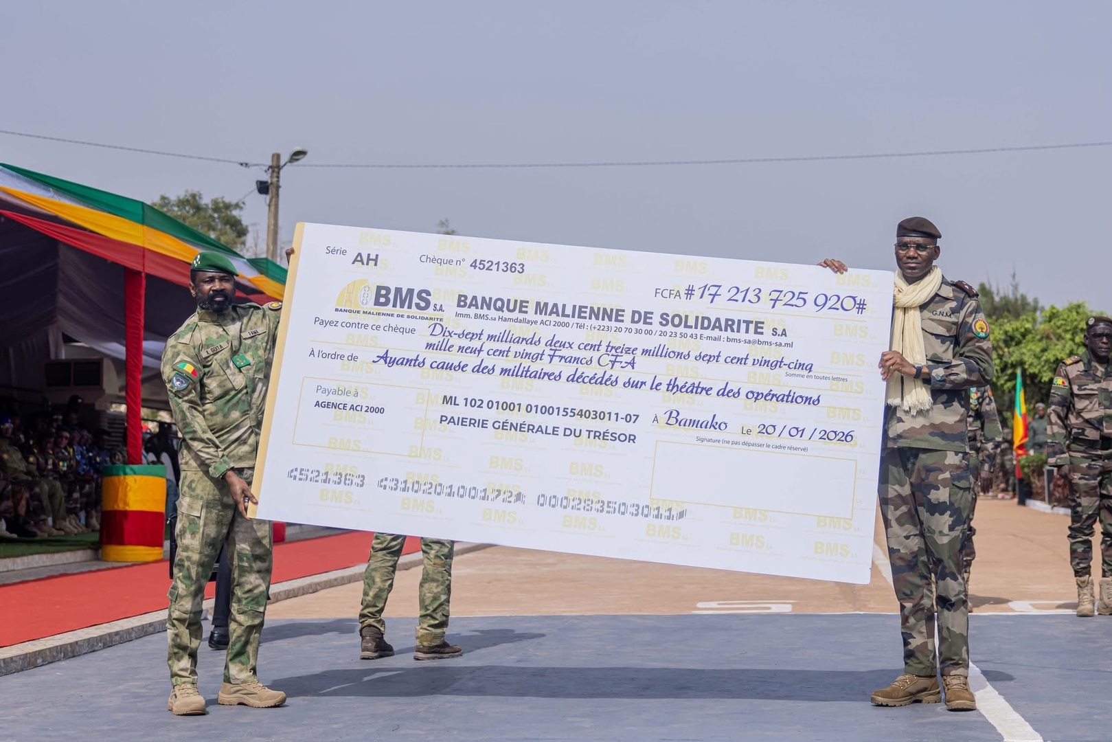 Le Mali annonce une enveloppe exceptionnelle de 17 milliards de francs CFA aux forces armées