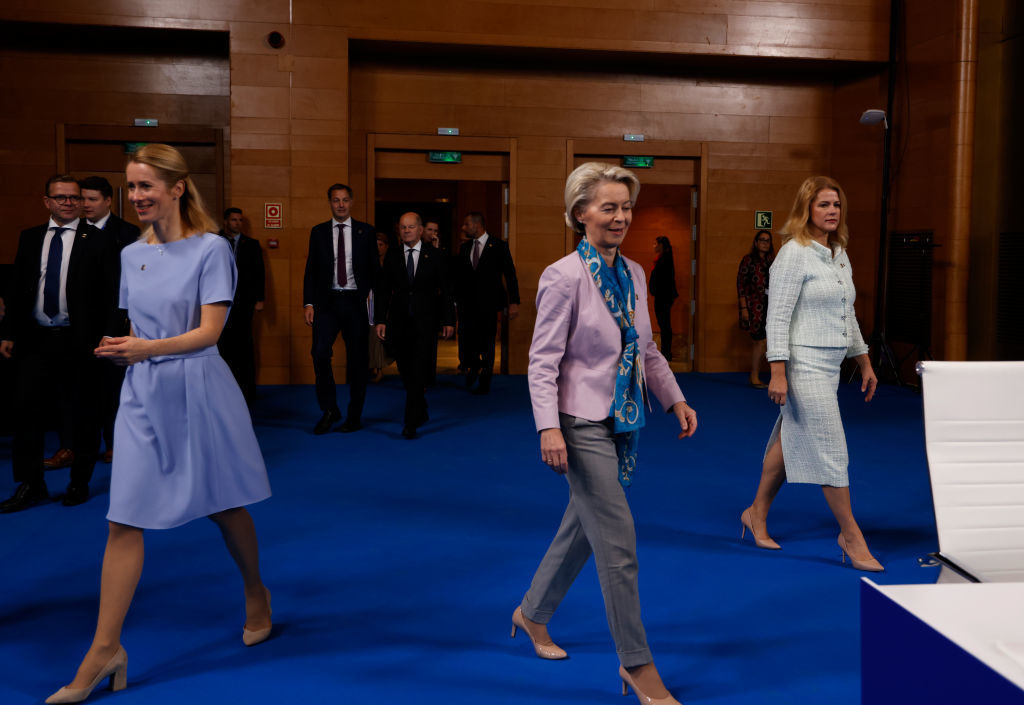 Tachycardie politique de l'UE : Kaja Kallas qualifierait Ursula von der Leyen de «dictatrice»
