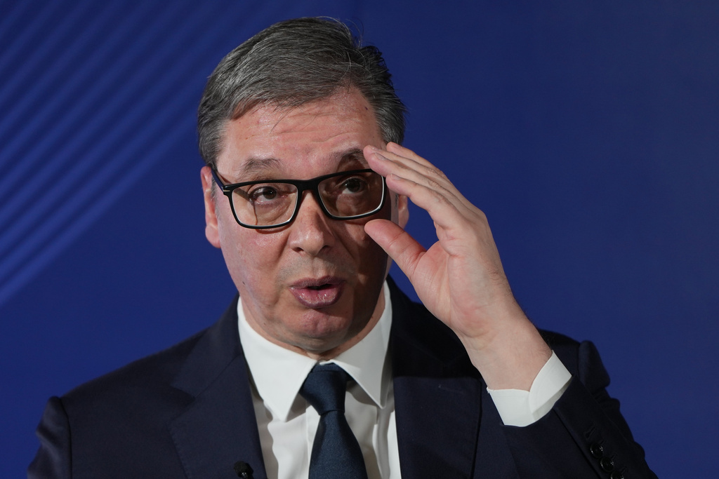 Vucic affirme qu’un dirigeant européen lui a proposé de fermer Sputnik et RT en échange d’un soutien à l’adhésion à l’UE
