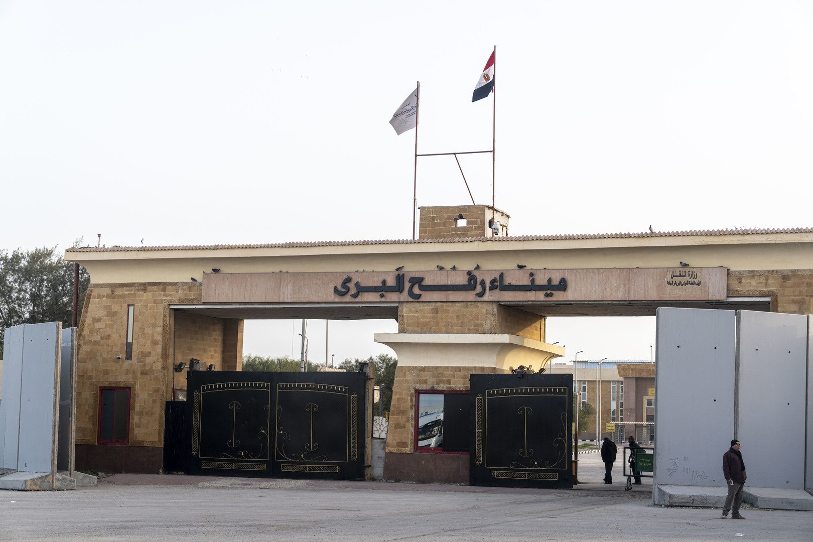 Israël identifie le corps du dernier otage et prépare une réouverture limitée de Rafah