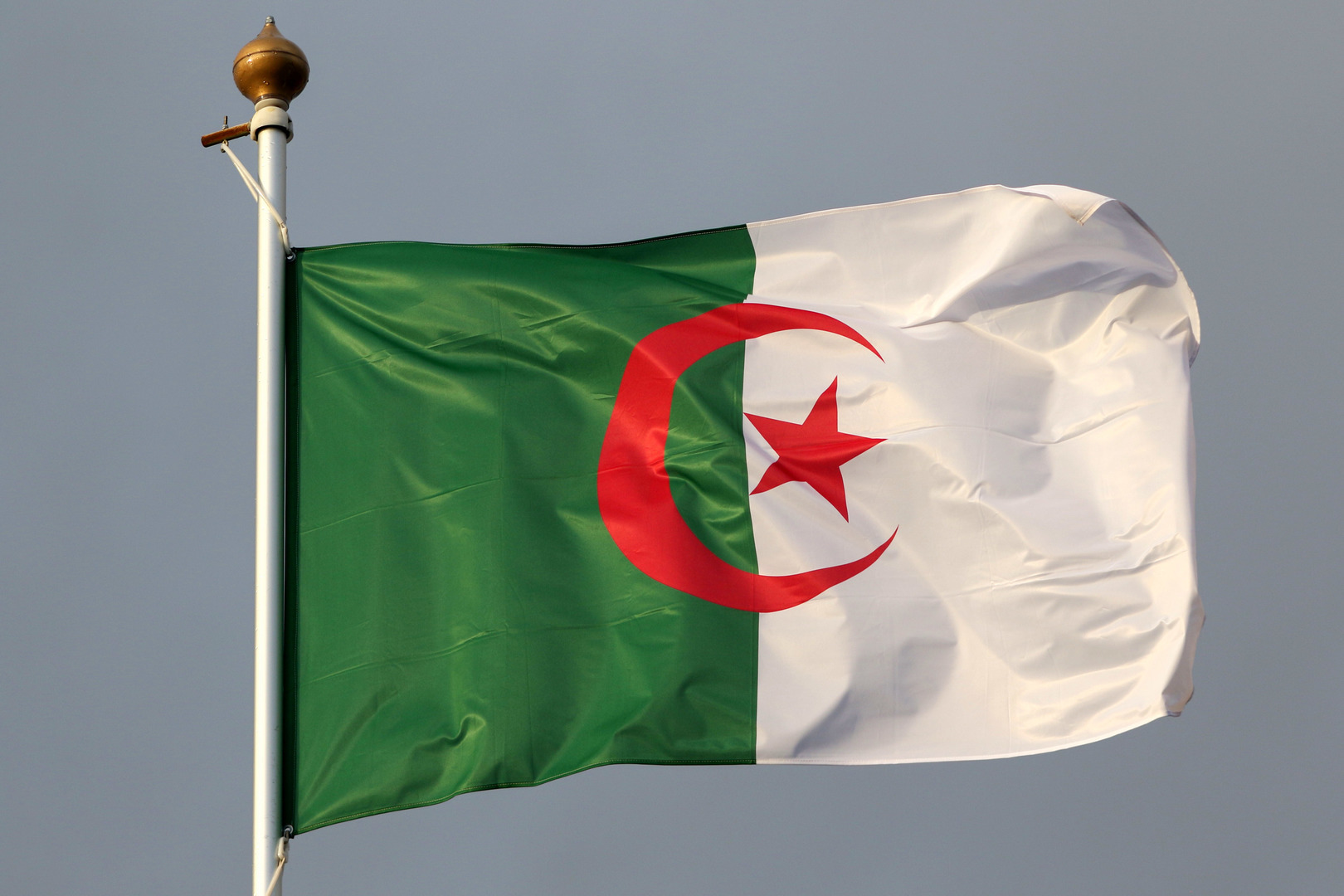 Crise franco-algérienne : l’ambassadeur de France déclaré persona non grata par Alger