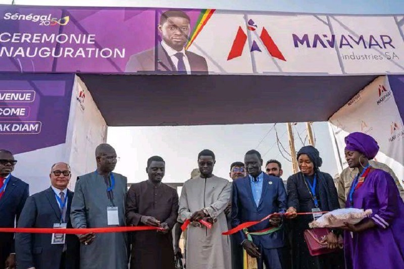 Sénégal : le président Bassirou Diomaye Faye inaugure une raffinerie d'huile