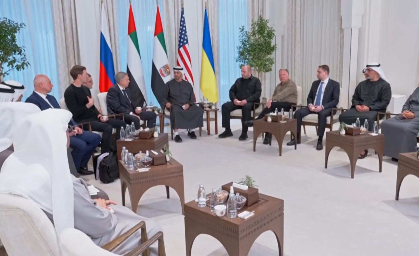 «Les Ukrainiens n’ont pas le moral. Nous, le moral est bon» : Igor Kostioukov décrit l’ambiance des négociations à Abou Dhabi
