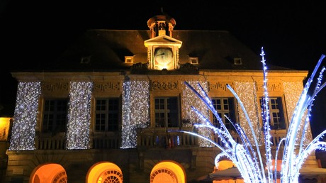 Propos antisémites : le maire d’Augignac suspendu par le ministère de l’Intérieur