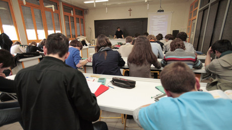 Faute de budget, une rentrée sous tension pour les futurs enseignants français