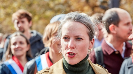 Municipales à Paris : Lucie Castets s’engage aux côtés d’Emmanuel Grégoire, sans exclure LFI