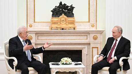 Rencontre Poutine–Abbas : la Russie prête à verser un milliard de dollars au Conseil de paix pour soutenir le peuple palestinien