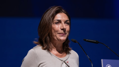 Municipales à Marseille : Martine Vassal veut couper les subventions à SOS Méditerranée