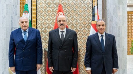 Réunion tripartite à Tunis : la Tunisie, l’Algérie et l’Égypte appellent à une sortie de crise libyo-libyenne sans ingérence étrangère
