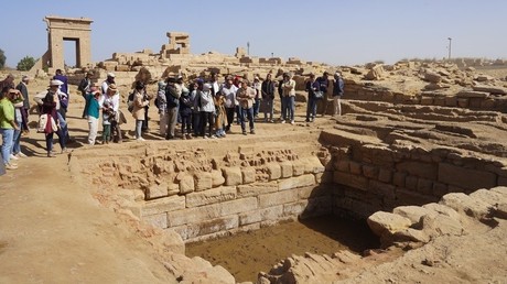 Le site du « lac sacré » découvert au complexe de Karnak, en Égypte