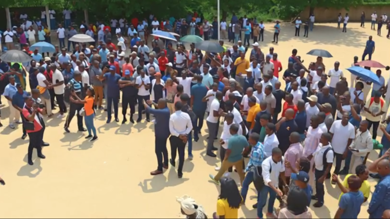 Gabon : les enseignants votent la reconduite de la grève