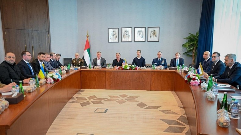 Négociations tripartites sur le conflit ukrainien : premier jour de discussions à Abou Dhabi entre la Russie, l’Ukraine et les États-Unis