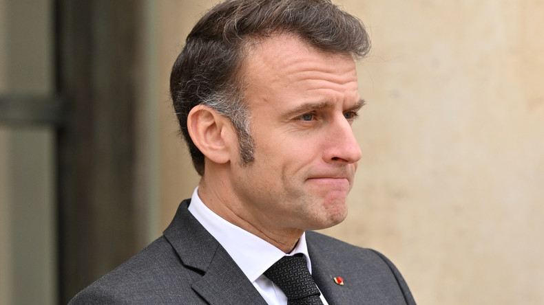 «Une sorte de diplomatie pathétique» : Lavrov sur les propos de Macron concernant son intention d'appeler Poutine