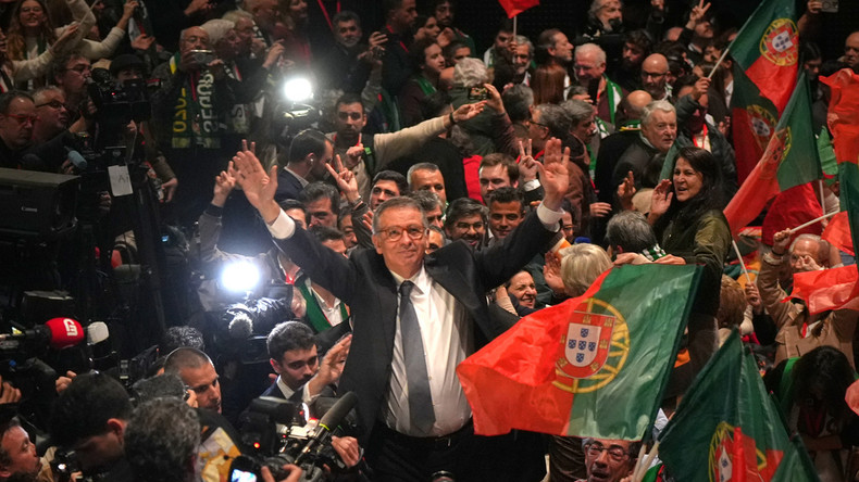 Présidentielle au Portugal : le socialiste António José Seguro élu avec 66 % des voix face au candidat d’extrême droite André Ventura