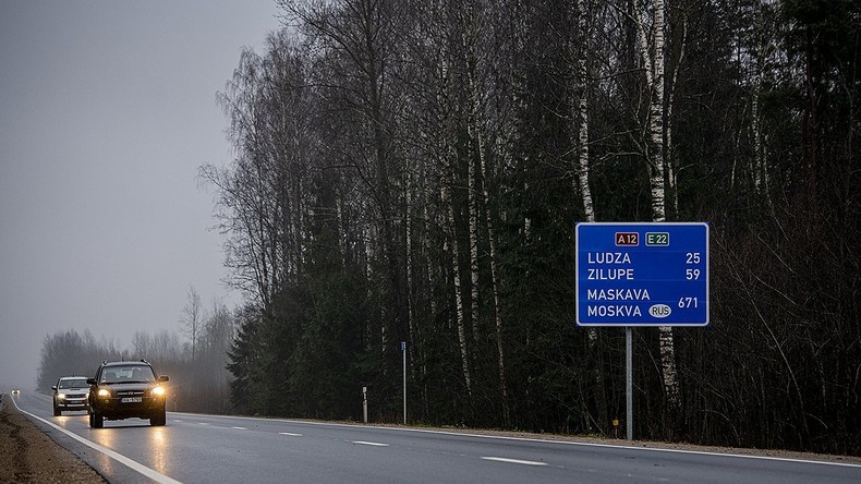 Russie rayée des panneaux pour 120 000 euros : la grande «révolution géopolitique» à la lettone