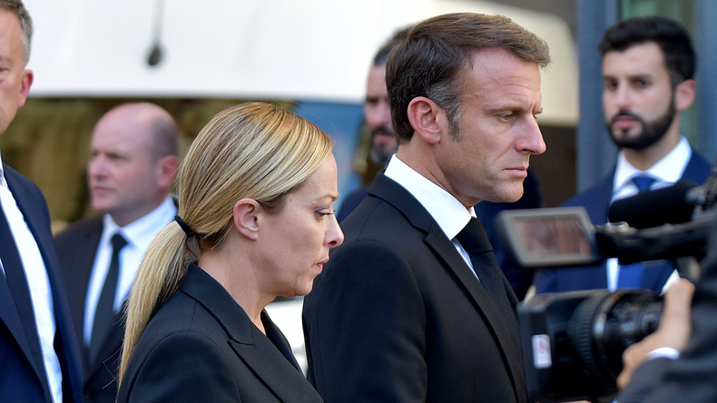 Tensions entre Paris et Rome : Macron recadre publiquement Meloni après ses propos sur la mort de Quentin Deranque