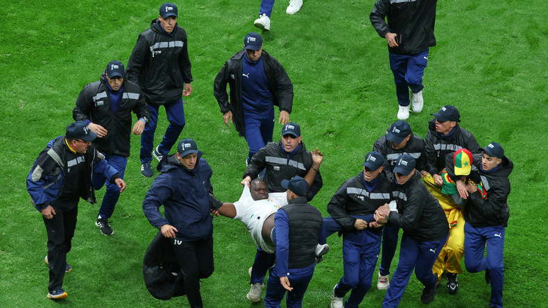 Sénégal : un mémorandum déposé à l’ambassade du Maroc à Dakar pour exiger la libération de supporters