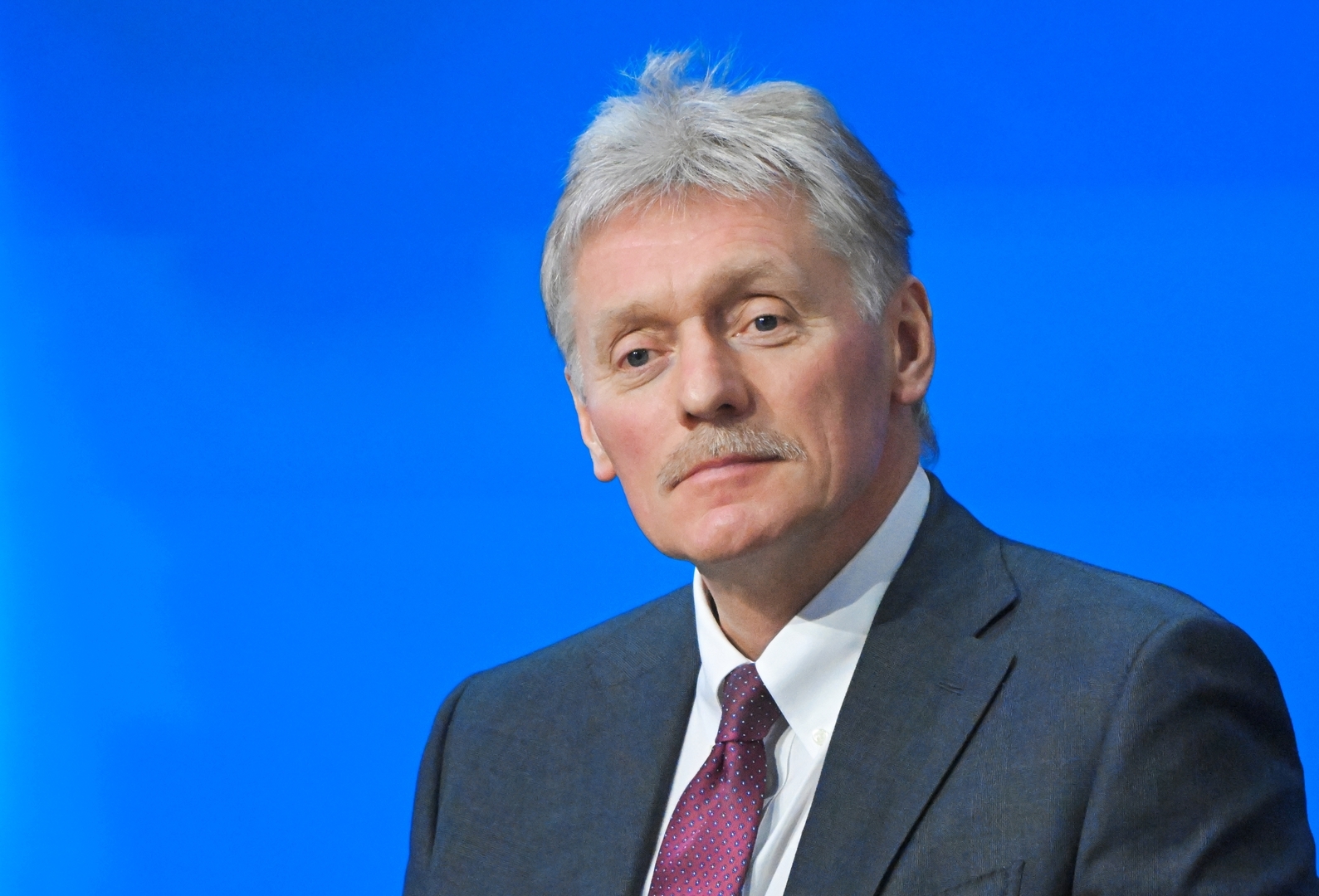 Vers une reprise du dialogue franco-russe ? «Aucun contact de ce type au plus haut niveau», selon Peskov