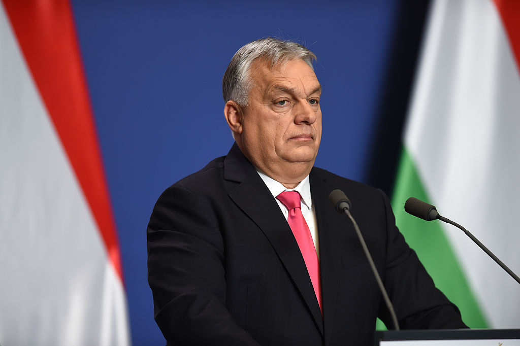 Orbán qualifie l'Ukraine d'ennemie de la Hongrie