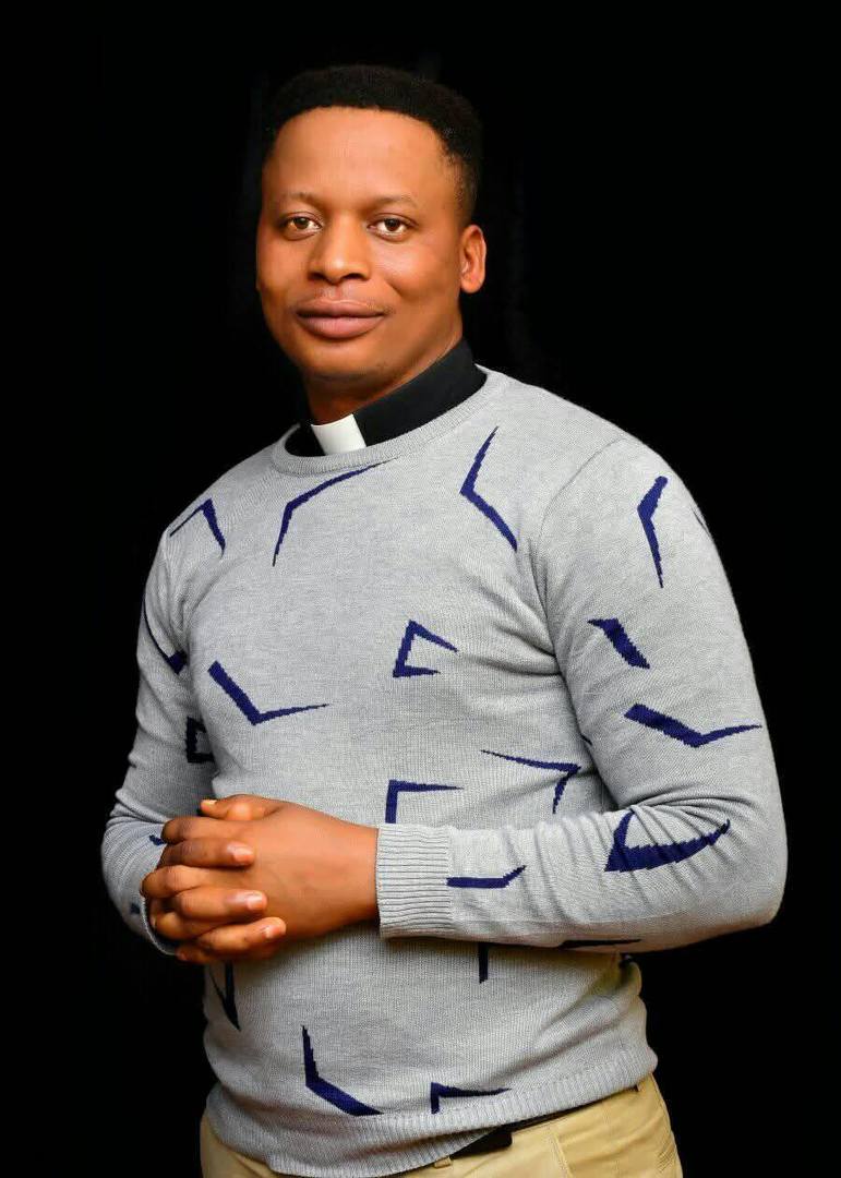 Nigeria : trois morts et un prêtre catholique enlevé lors d’une attaque armée