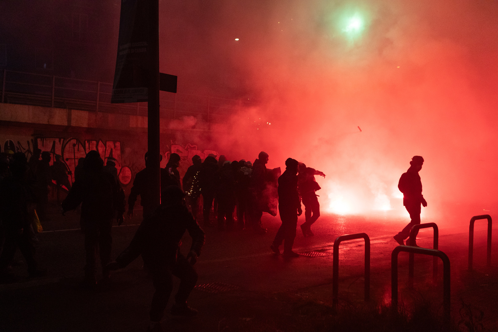 Jeux olympiques d’hiver 2026 : un début de compétition sous haute tension en Italie