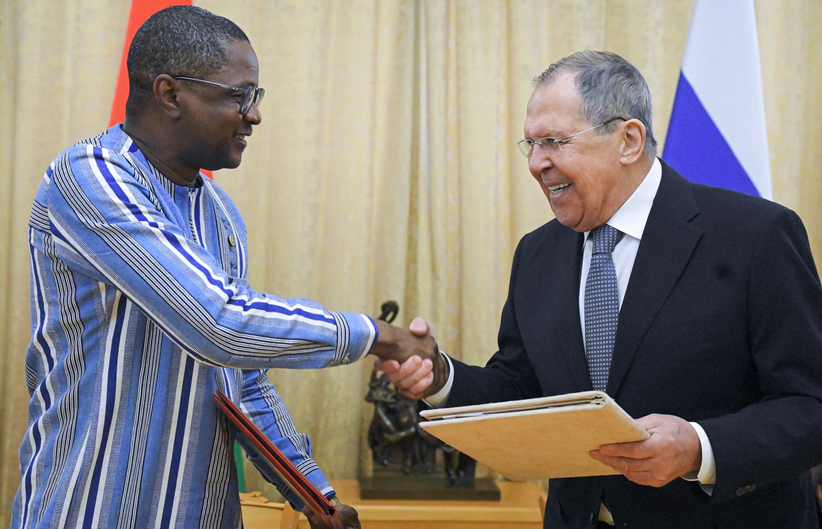 Russie-Burkina Faso : «Il est important d'établir une coopération plus étroite dans le domaine de l'information», souligne Lavrov