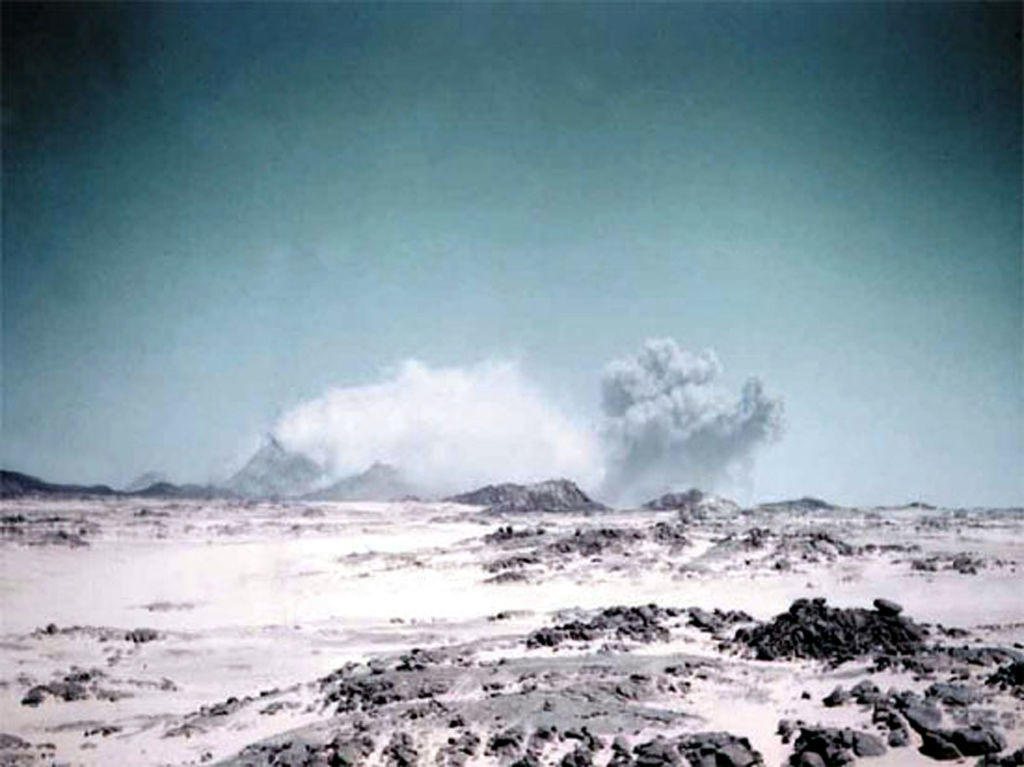 L'Algérie engage la décontamination des sites des essais nucléaires français