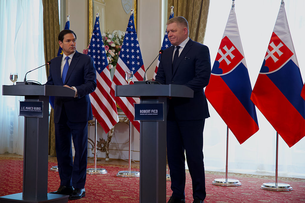«Cent ? Cent cinquante ?» : Fico se demande combien de sanctions antirusses l'UE compte encore adopter