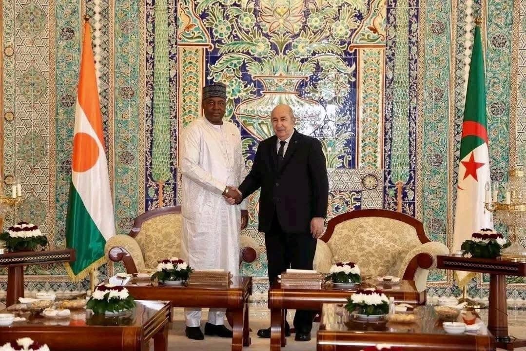 Le président nigérien effectue une visite de fraternité et de travail en Algérie