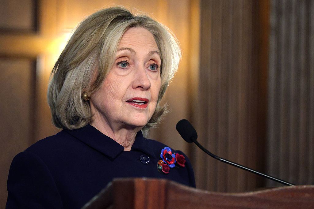 Hillary Clinton utilise l'Ukraine pour éviter la prison, selon le représentant spécial de Poutine