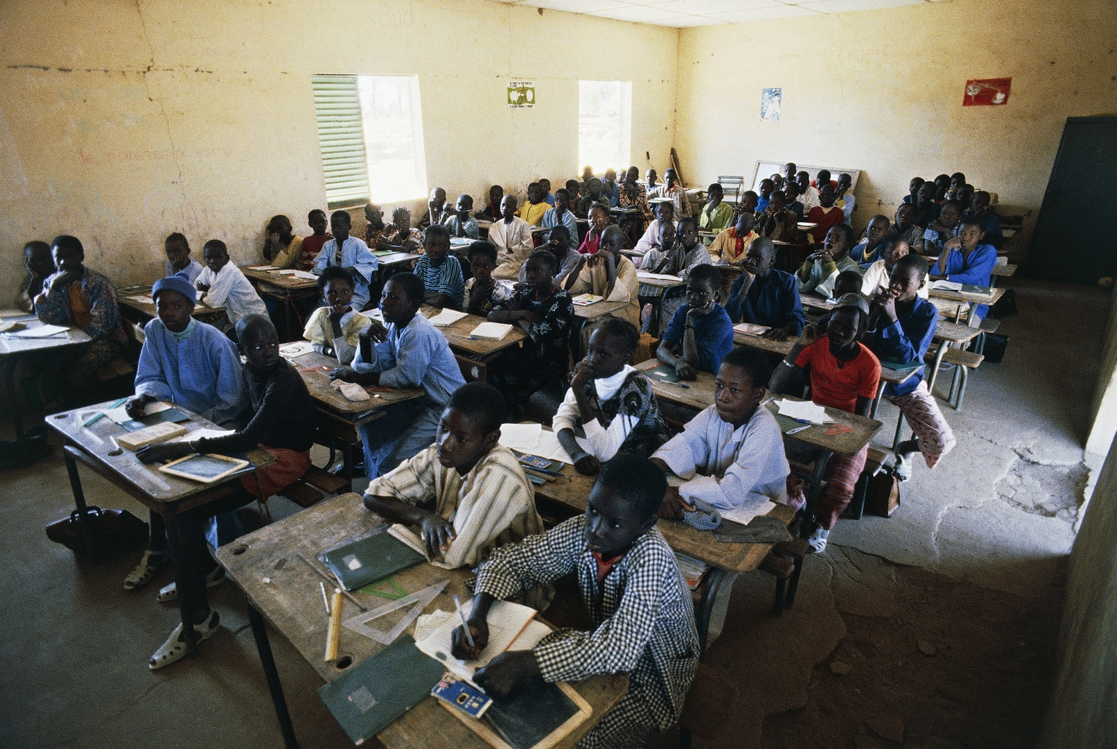 Sénégal : alerte après la distribution d’argent à des élèves devant des écoles