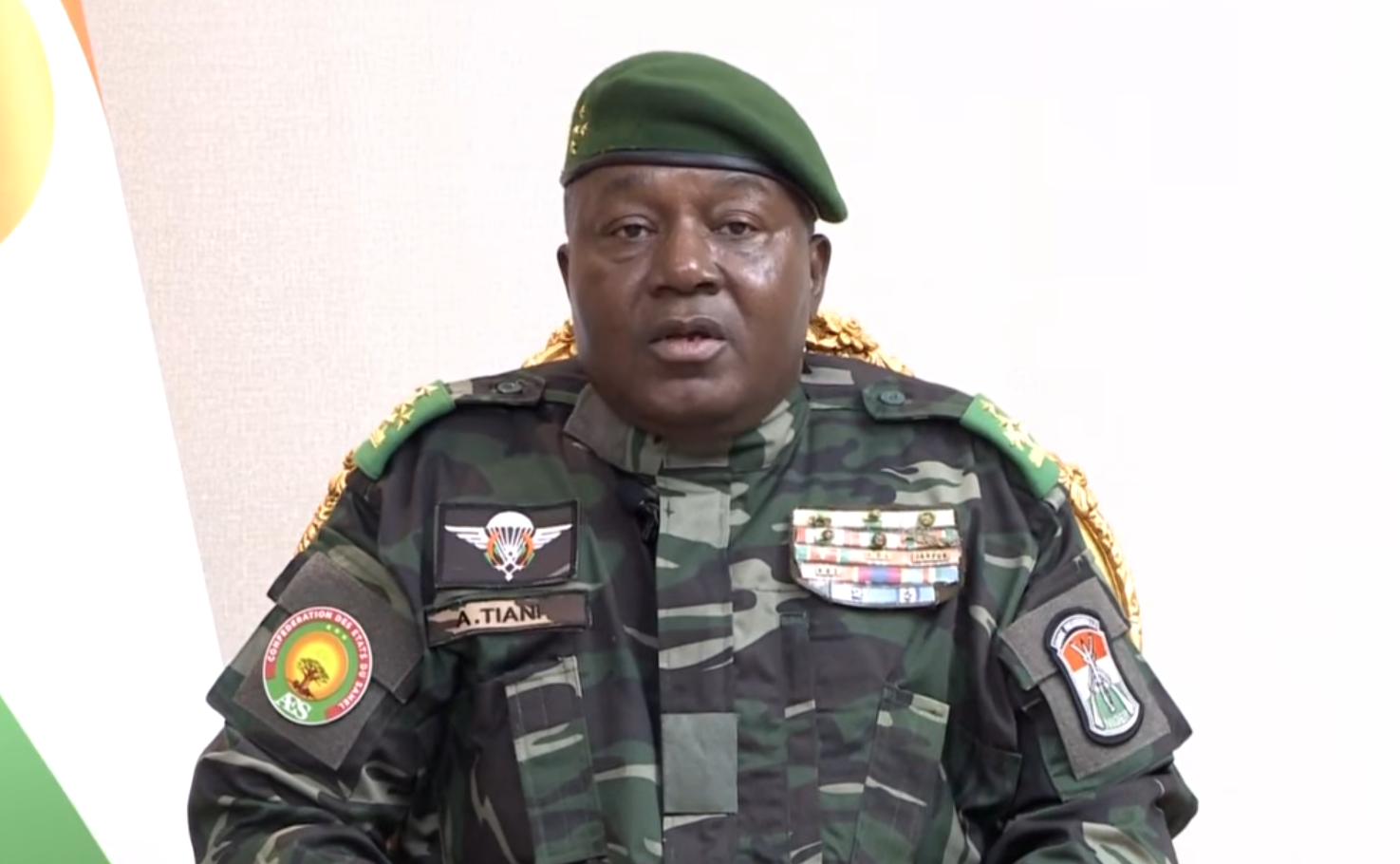 Tiani : Talon a laissé le nord du Bénin aux mains des terroristes et des mercenaires français et ukrainiens