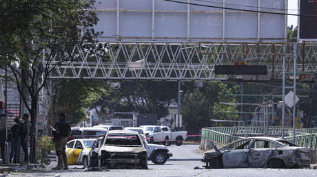 Mexique : la mort d’«El Mencho» déclenche une vague de violences et une alerte sécuritaire (vidéos)