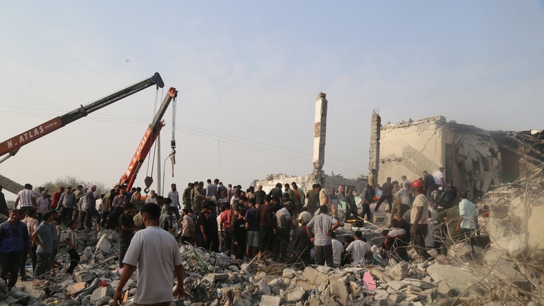 Bombardement meurtrier d'une école en Iran : l'Occident se tait alors qu'Israël affirme ne «pas être au courant»