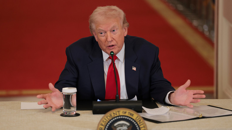Entre optimisme et menaces : Trump souffle le chaud et le froid sur la guerre contre l’Iran