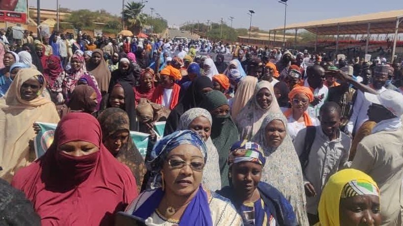 Niger : mobilisation à Niamey contre l’appel européen à libérer Mohamed Bazoum