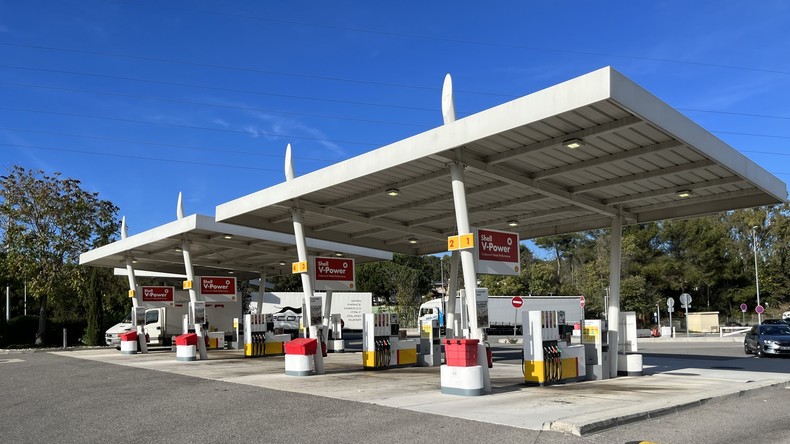 Pétrole : l’AIE envisage un nouveau recours aux réserves stratégiques