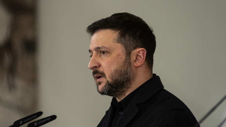 Zelensky dit avoir évoqué avec le président mozambicain de possibles livraisons de gaz à l’Ukraine