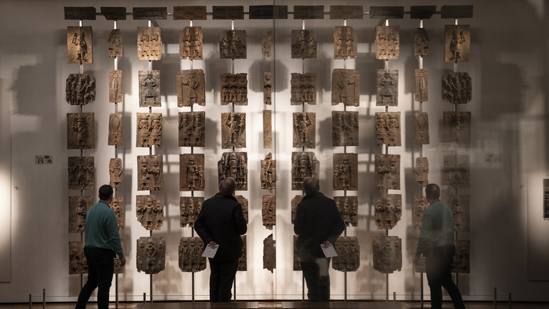 La Suisse doit restituer des biens culturels pillés au Nigeria