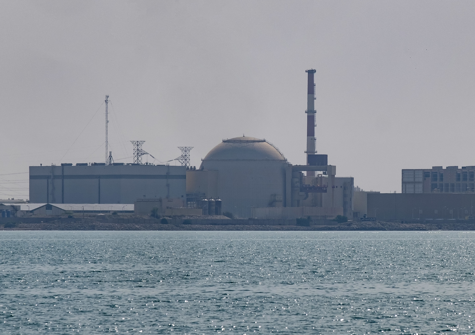 Iran : 639 Russes toujours présents dans la centrale nucléaire de Bouchehr