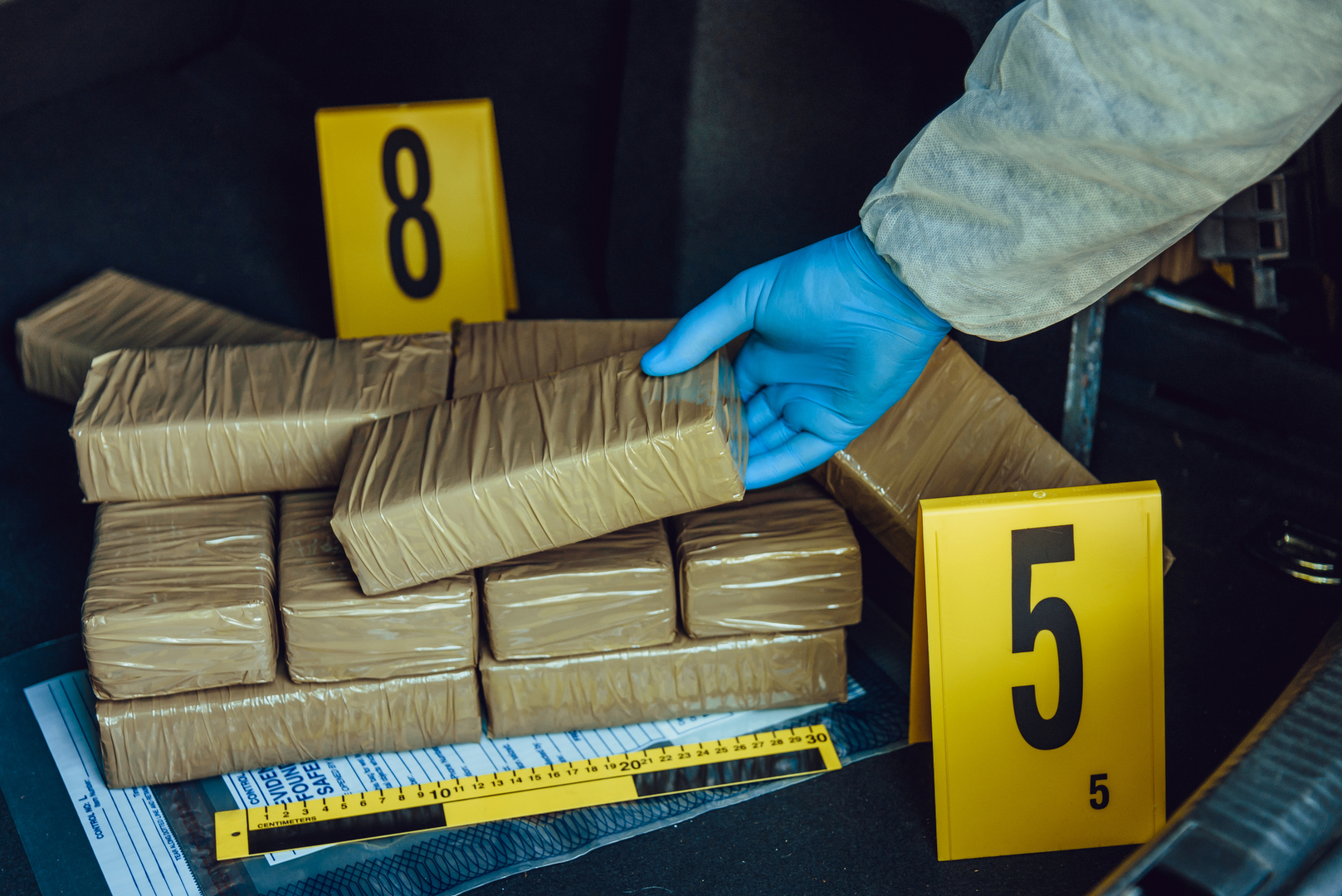 Record national en France : 13 tonnes de cocaïne saisies à Dunkerque
