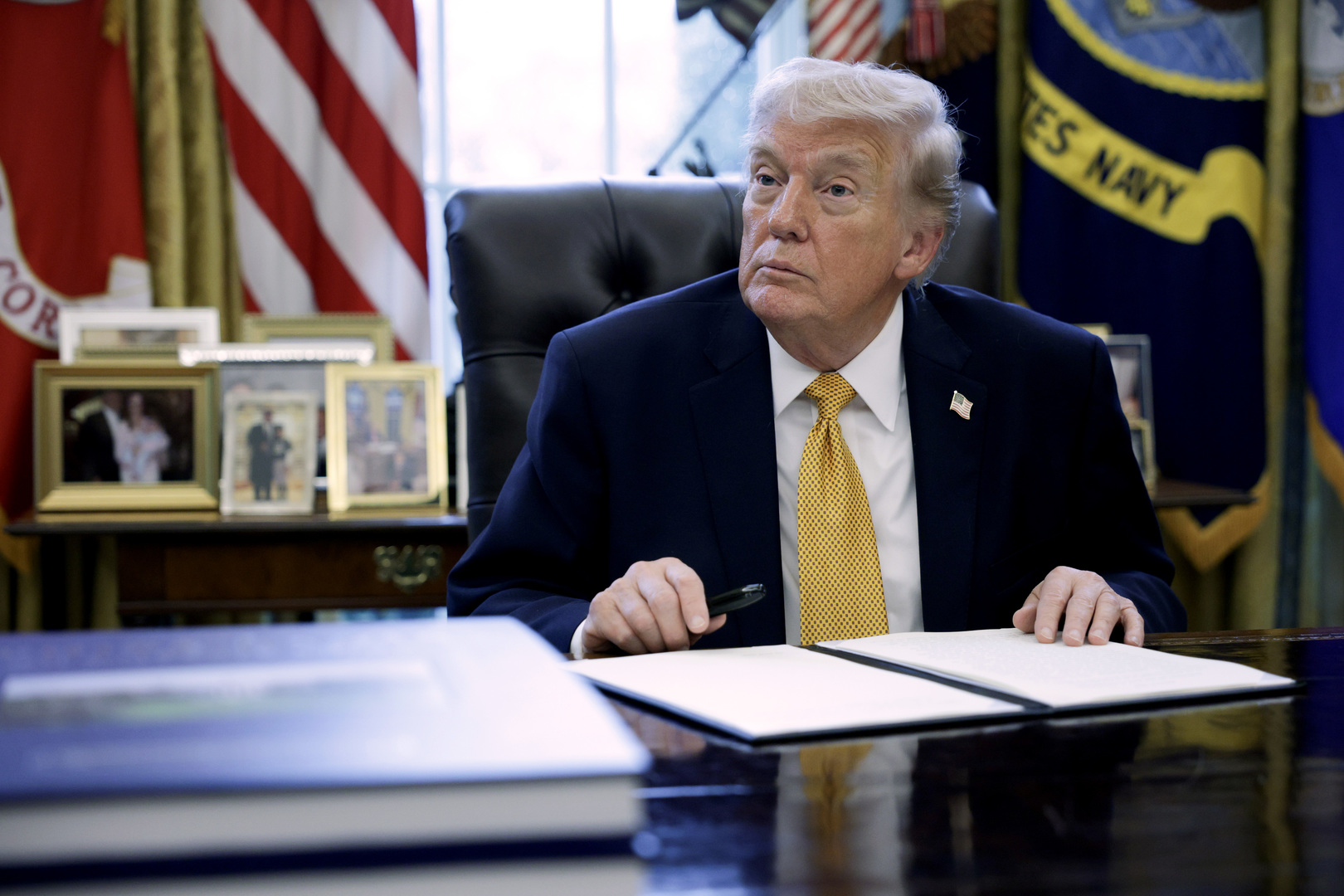 Refus de Macron de sécuriser le détroit Ormuz : «il ne sera plus en poste d'ici peu», rétorque Trump