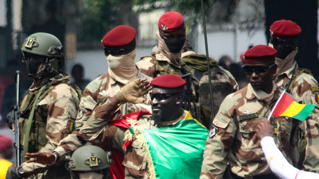 Guinée : dissolution de 40 partis d'opposition par le président Doumbouya