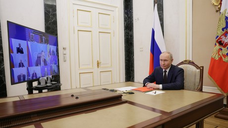 Poutine : la Russie n'a jamais renoncé à développer les relations avec l'Europe