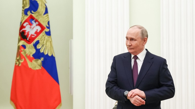 Peskov : Poutine prêt à rencontrer Zelensky mais à une condition